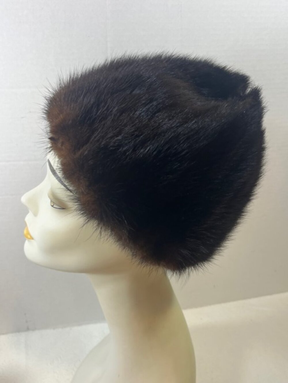 VTG 40's/50's Classy Elegant Brown Fur Hat Cap Julius Garfinckel & Co